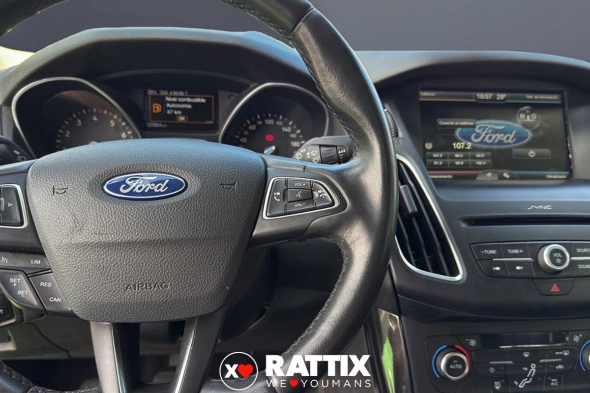 FORD Focus 5p 1.0 ecoboost Titanium s&s 125cv Focus 5p 1.0 ecoboost Titanium s&s 125cv
